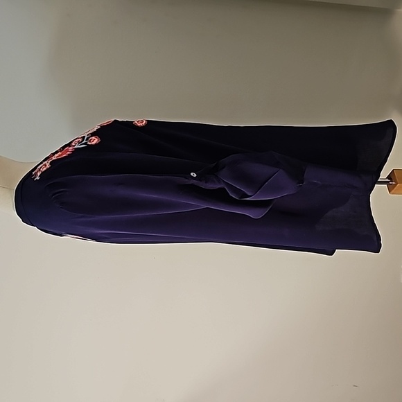 Solitaire women's enbroidery long tunic blouse. Lovely colors and fabrics. Size - Picture 5 of 7